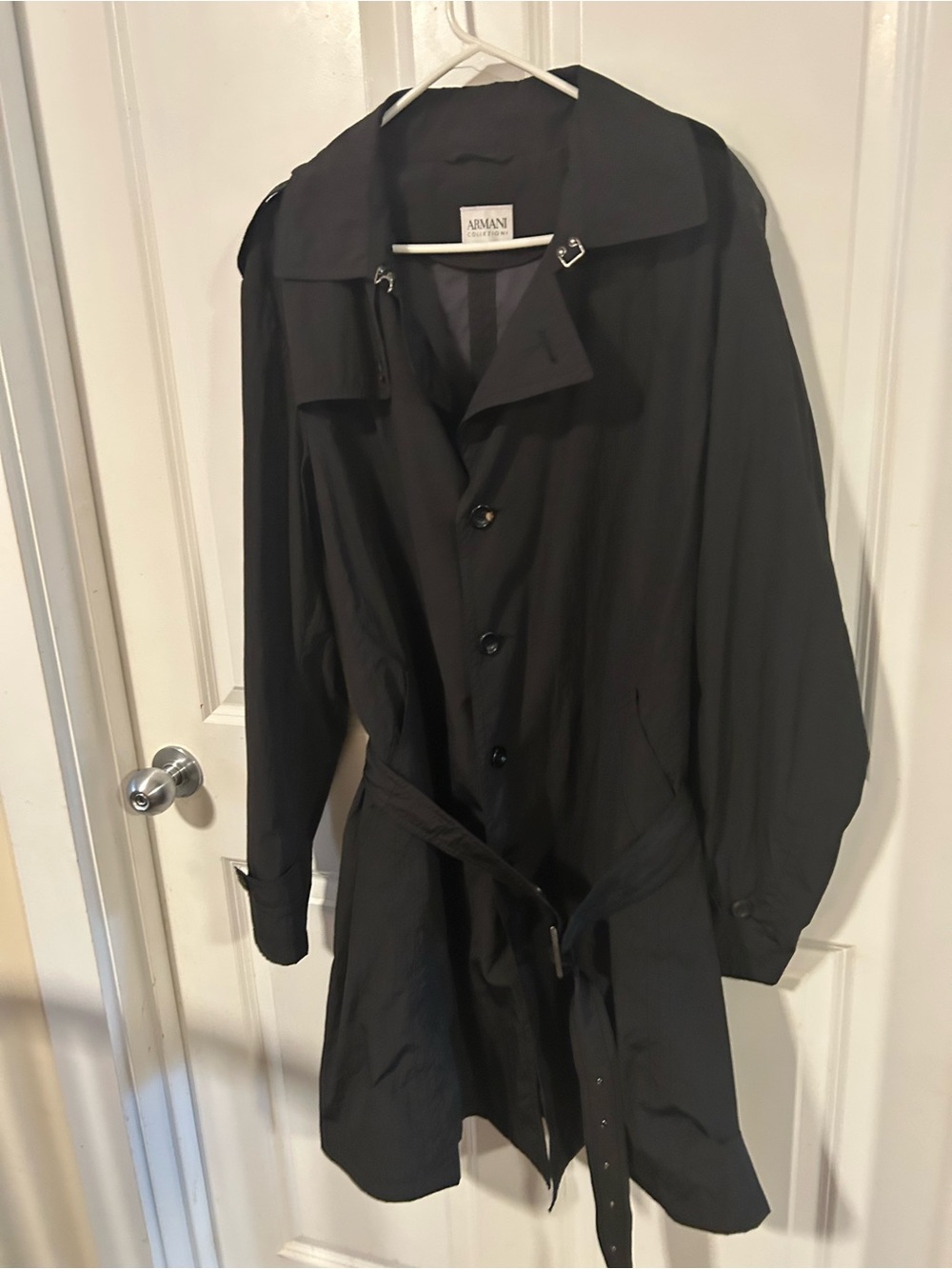 Armani Collezioni Black Single-Breasted Trench with Belt size 44 Euro, 12-14 US